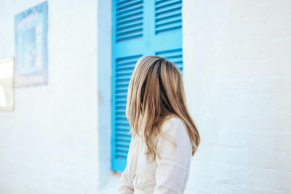 Revamp Your Winter Look: Brighten Up Your UK Wardrobe with Neon Colors